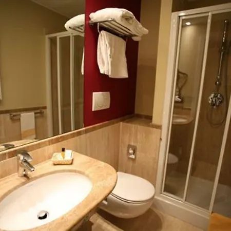 كلَب 3* ميلان