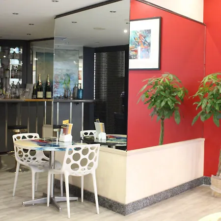 فندق كلَب ميلان