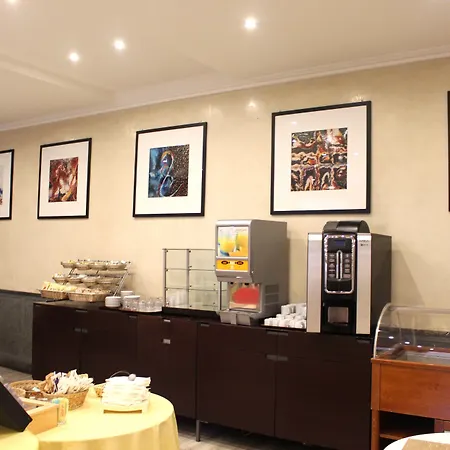 Hotel Club Mediolan