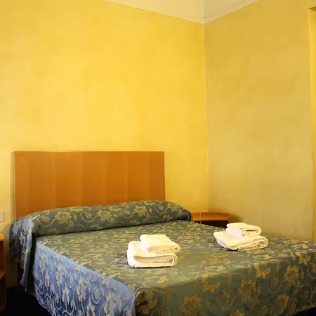 Club Hotel 3*