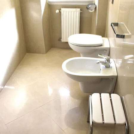 Hotel Club Mediolan